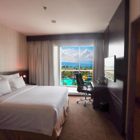 Labersa Hotel & Convention Center Toba Balige Luaran gambar